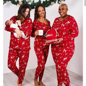NWT Latched Mama Holly Jolly Holiday Jogger Set- Large